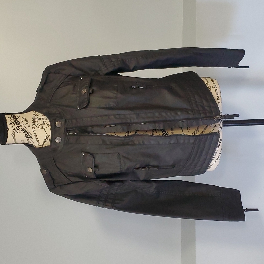 Blanc Noir Jacket - Perfect for concerts and rocking your style in spring